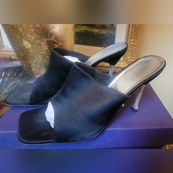 STUART WEITZMAN BLACK SATIN CRYSTAL HIGH HEEL SLIDE SANDALS 9 - Picture 10 of 11